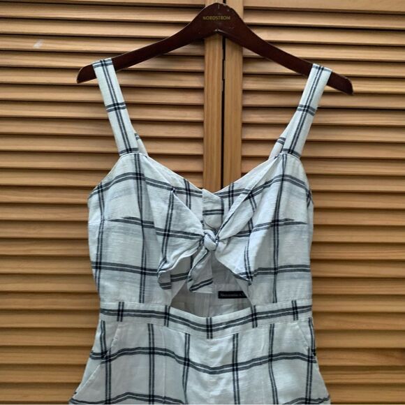 Abercrombie & Fitch Striped Romper Size 4 - Picture 2 of 5